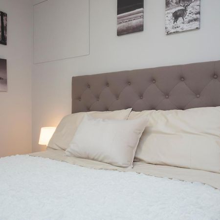 Appartamento Zona Citylife Comodo Per Rho Fiera Мілан Екстер'єр фото