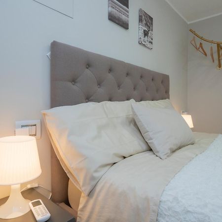 Appartamento Zona Citylife Comodo Per Rho Fiera Мілан Екстер'єр фото